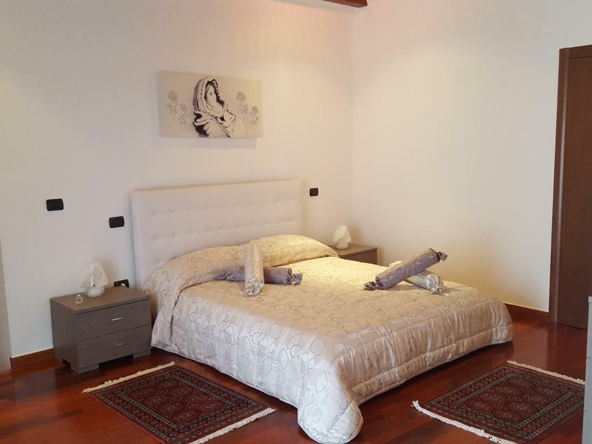 Dimora Di Mara Bed & Breakfast Santeramo in Colle Exterior foto